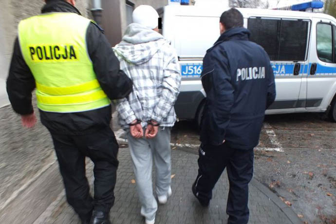 policjanci zlikwisowali plantacje marihuany w hotelu