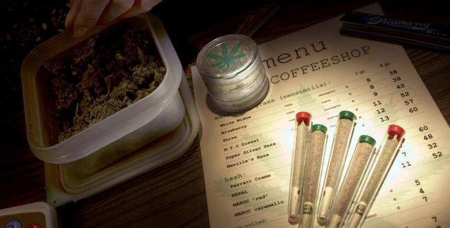 coffe shop w Amsterdamie