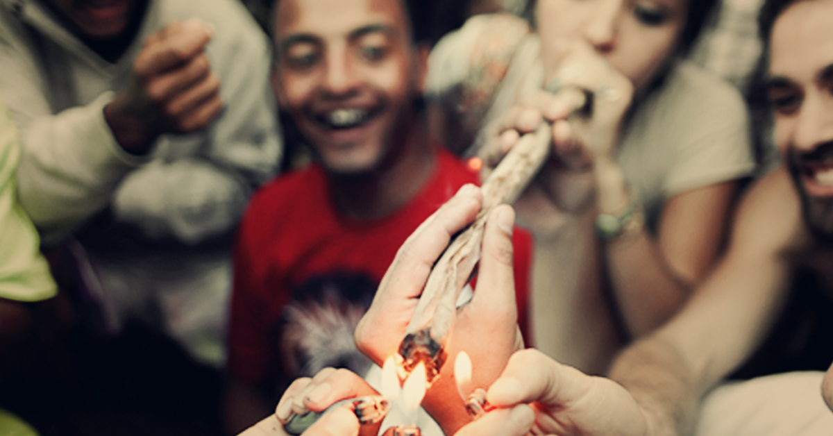 dobre maniery przy jaraniu