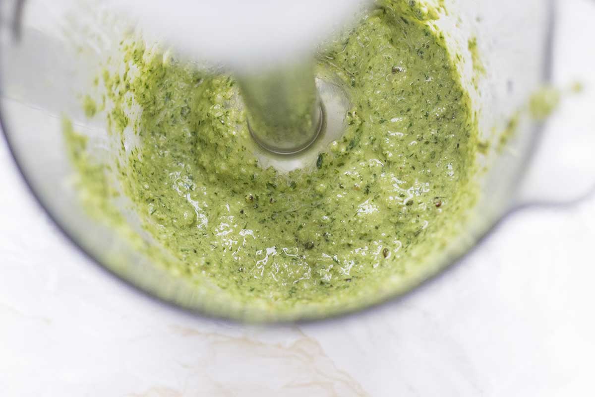 pesto-konopne-z-bazylia-1