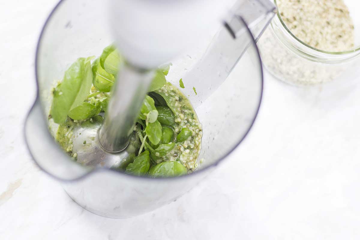 pesto-konopne-z-bazylia