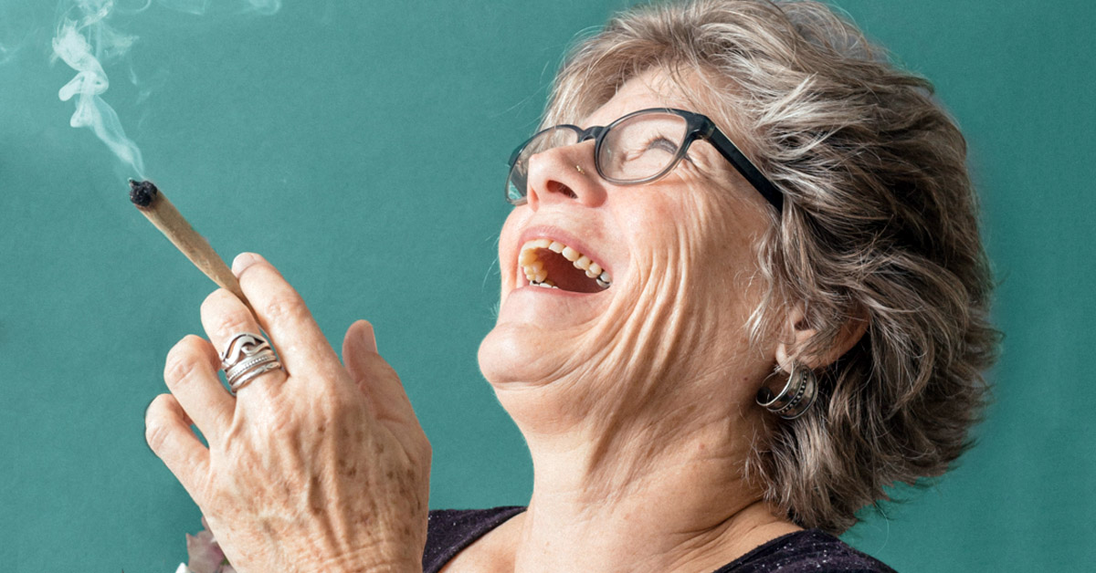 starsi ludzie marihuana