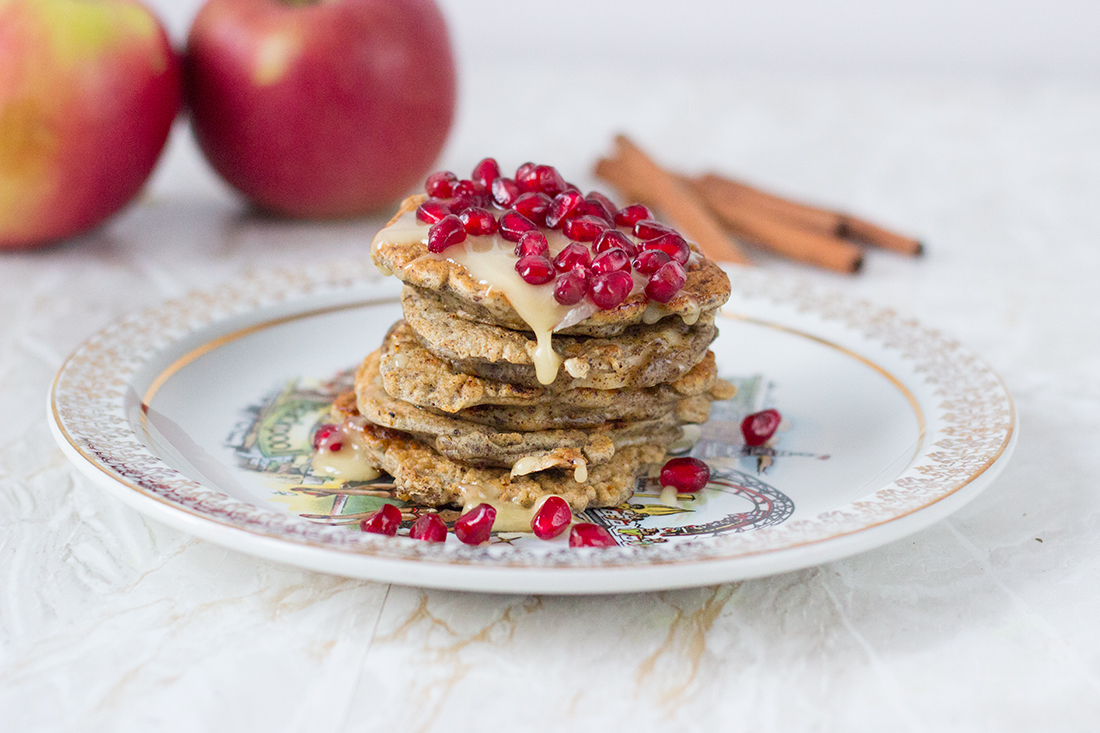 racuchy konopne z pestkami granatu 