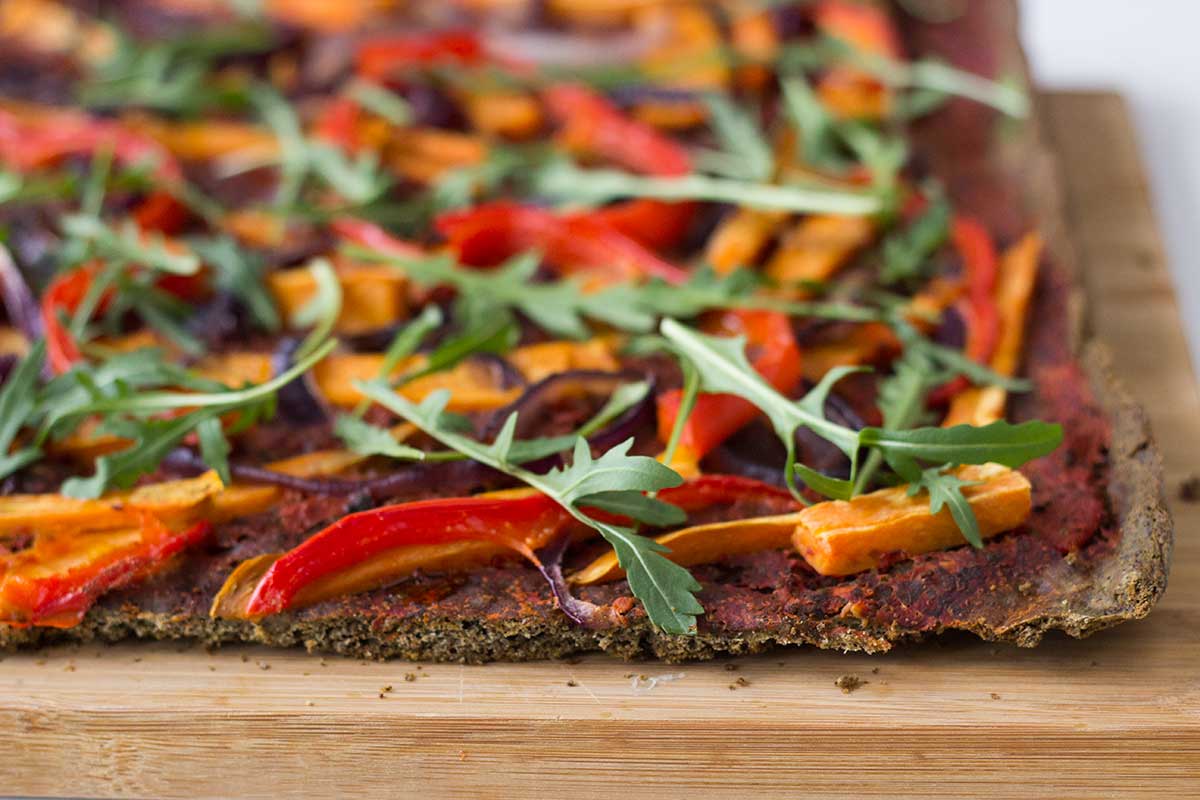 Pizza z mąką konopną