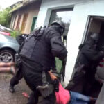 Pseudokibice z Krakowa przemycali marihuanę