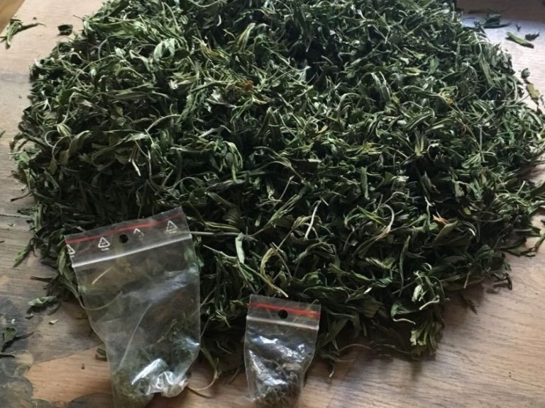 Bielsko0Biała - zatrzymanie przez policję. 20 porcji marihuany