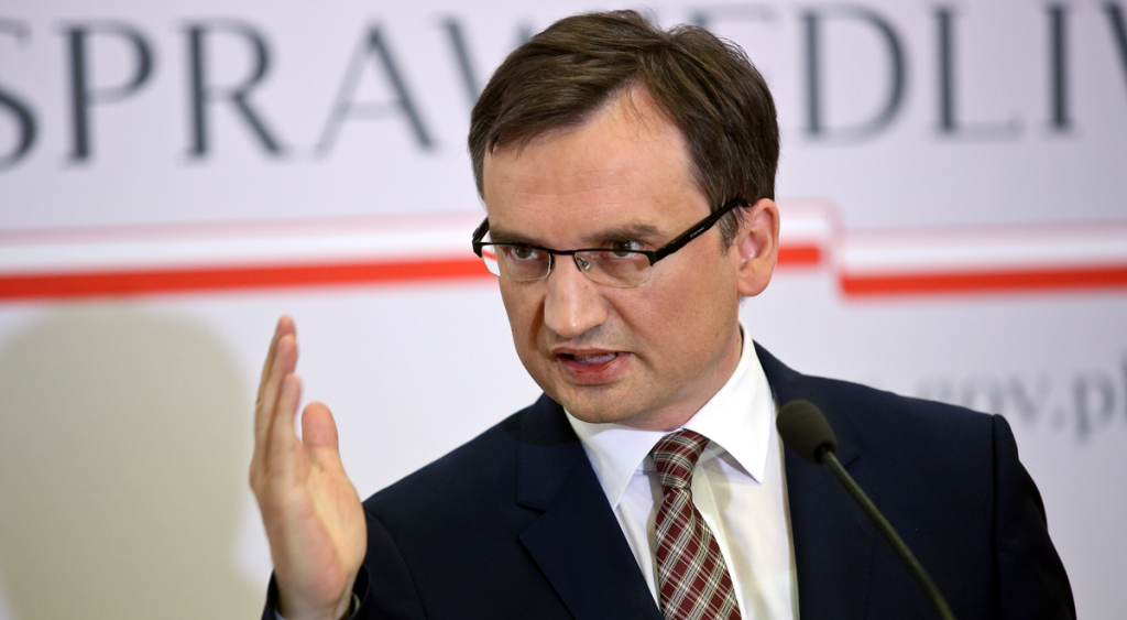 Zbigniew ziobro chce więzienia dla młodych plantatorów marihuany skazanych na wyrok w zawieszeniu za wytworzenie 1,2 kg marihuany.