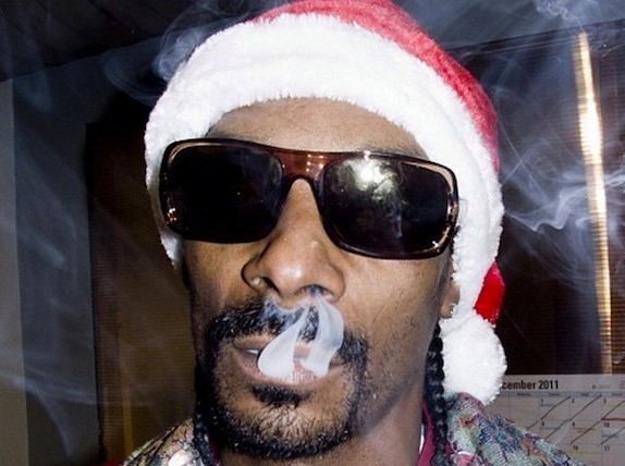 Palić każdy może ale niekoniecznie tak prestiżowo jak Snoop Dogg