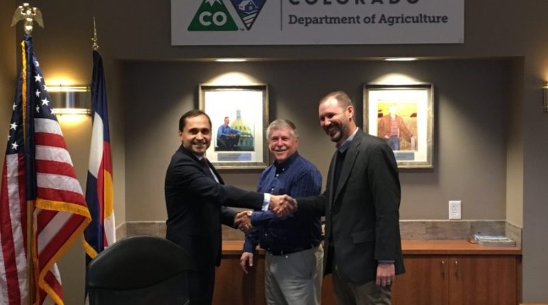 Bialobrzeskie, Tygra, Beniko to trzy odmiany konopi włóknistych, które pomyślnie przeszły proces certyfikacji nasion w amerykańskim Colorado Department of Agriculture. Konopie zarejestrowane zostały przez Instytut Włókien Naturalnych i Roślin Zielarskich w Poznaniu. Dzięki pomyślnemu procesowi certyfikacji będą mogły być uprawiane i sprzedawane za Oceanem.