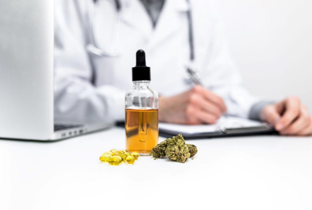 Na co pomaga olejek CBD?