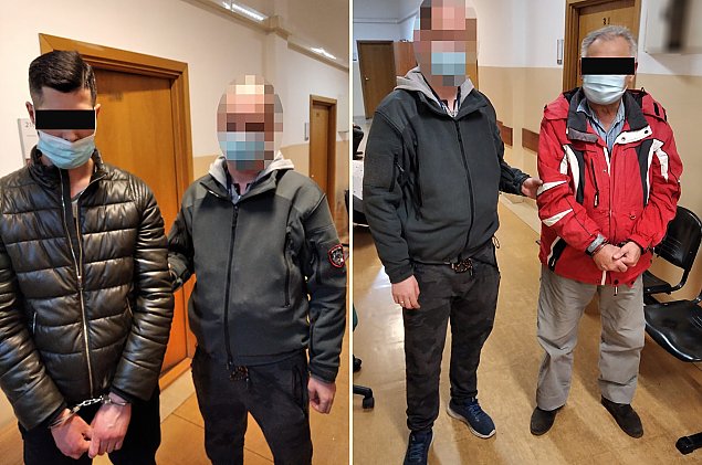 Kilogram zioła odkupił 72 latek od 31 letniego męża swojej wnuczki. Na taką inwestycję zdecydował się, żeby dorobić do niskiej emerytury. Konopny biznes jednak dziadkowi z powiatu wołomińskiego się nie powiódł, bo przyłapali go mokotowscy policjanci.