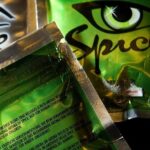 Organizacja charytatywna zajmująca się testowaniem środków psychoaktywnych ostrzega, że syntetyczna marihuana, sprzedawana jako słodycze Spice, w formie żelek może być śmiertelnie niebezpieczna. Potwierdzają to statystyki zgonów z ostatnich lat.