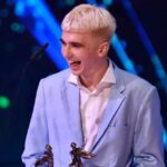 Raper Mata poinformował, że wystartuje w wyborach prezydenckich. Oczywiście na razie jest za młody na udział i grozi mu prawomocny wyrok za posiadanie konopi indyjskich, ale już w 2040 stanąć w wyścigu o fotel prezydenta RP będzie mógł. Jak wiadomo rok 2040 to symboliczne dla marihuany nawiązanie liczbowe. Przy okazji raper skrytykował ministra sprawiedliwości Zbigniewa Ziobrę oraz prezydenta RP Andrzeja Dudę.