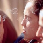 Konopie indyjskie to trzecia po alkoholu i nikotynie używka pod względem popularności na świecie. Wokół zioła przez lata narosło wiele mitów. Część z nich przełamali naukowcy z Uniwersytetu Cambridge, którzy postawili sobie pytanie czy palenie marihuany jest przyczyną lenistwa oraz braku motywacji?