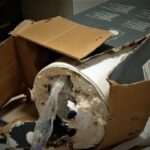 Prawie 8 kg zioła ujawnili gdańscy policjanci. Konopie indyjskie były ukryte w 100 litrowym bojlerze, w pobliżu garażu należącego do jednego z dwóch zatrzymanych w sprawie mężczyzn. Oprócz konopi w puszce po odżywkach mundurowi znaleźli duże kwoty pieniędzy.