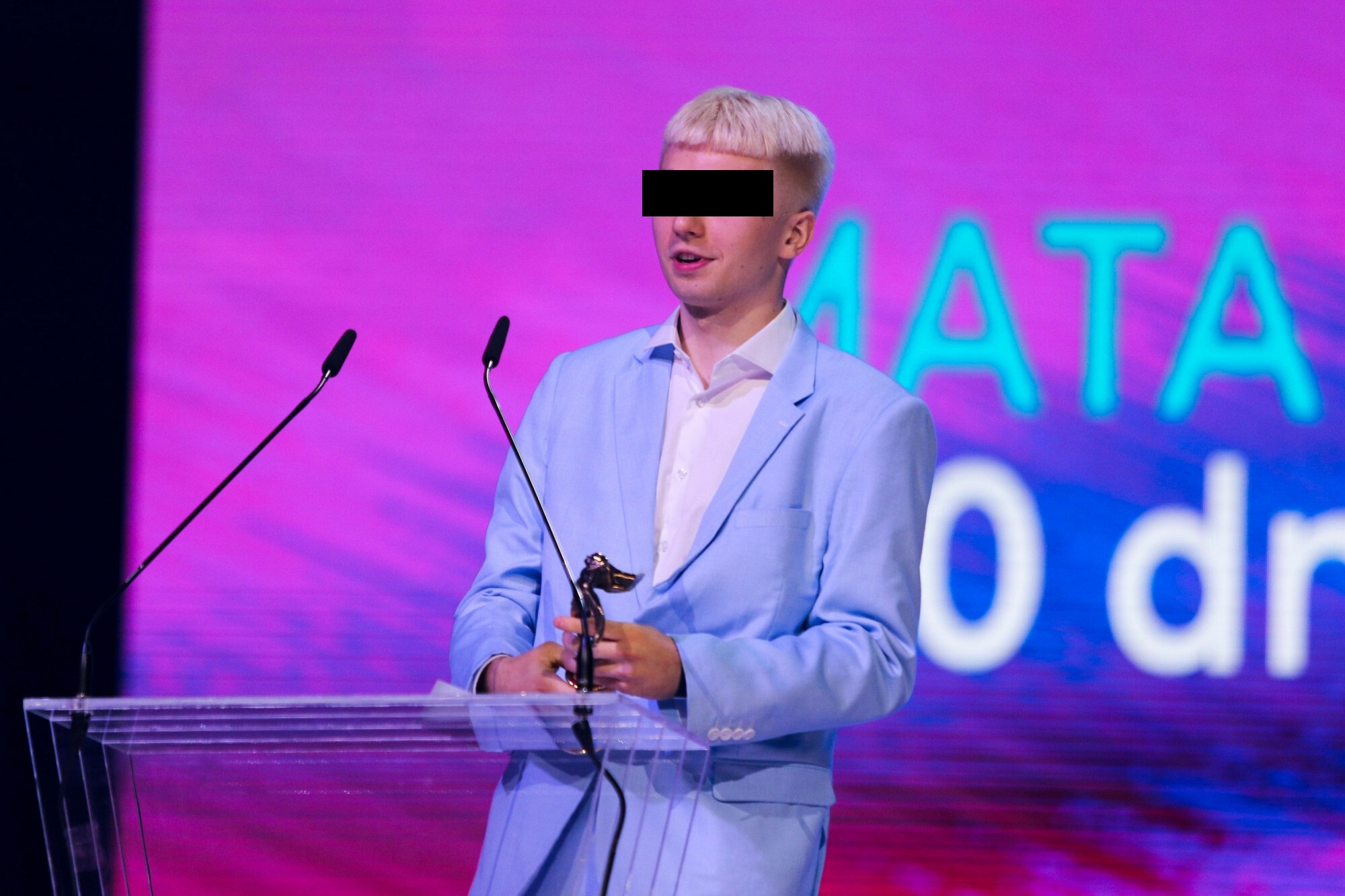 Warszawski sąd umorzył sprawę znanego rapera Maty i jego kolegi za posiadanie niedużych ilości konopi indyjskich. Prokuratura jednak nie odpuszcza i złoży zażalenie.