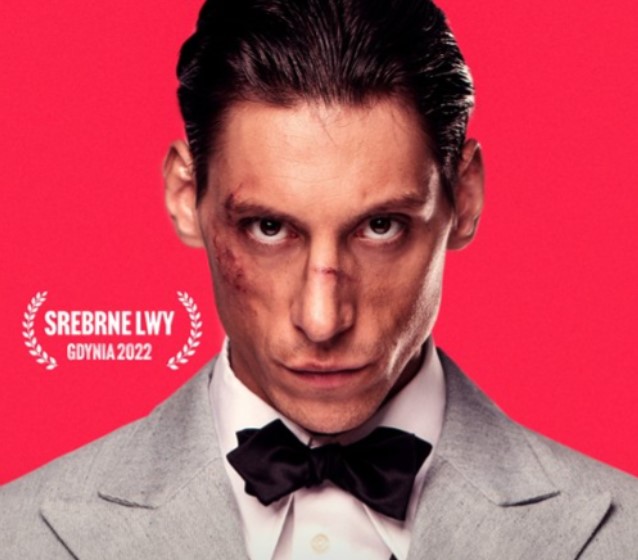 „Zawsze na święta jaraliśmy” - powiedział Eryk Kulm jr. w programie Kuby Wojewódzkiego. Aktor przyznał też, że palenie zioła z mamą wspomina najmilej.